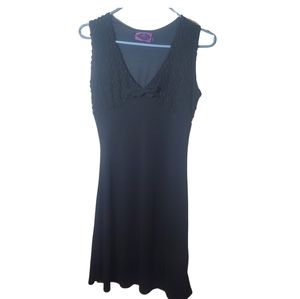 DAMZELS IN THIS DRESS BLACK DRESS SIZE M